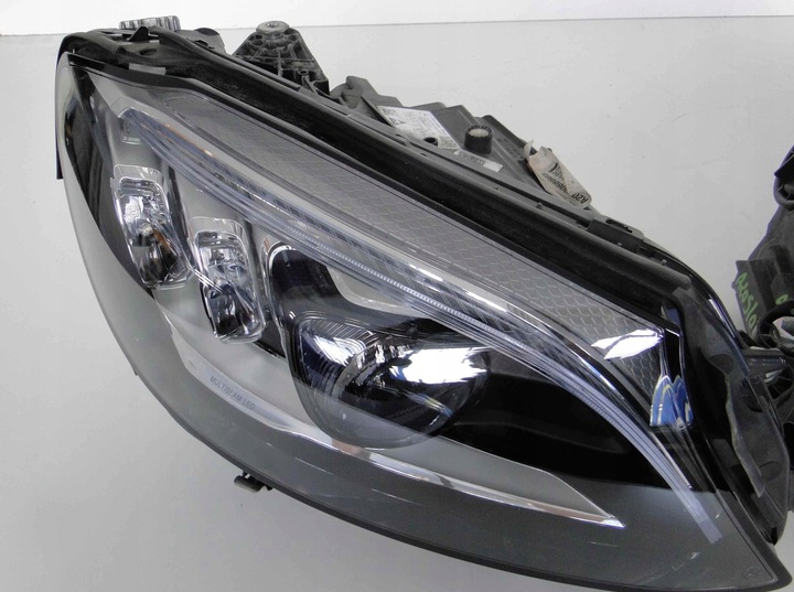 фото №6, Mercedes c w205 205 рестайлінг лампа led multibeam kpl