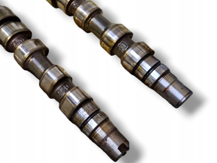 фото №11, Кришка клапанів вали volkswagen golf 5 2007 036103475bn