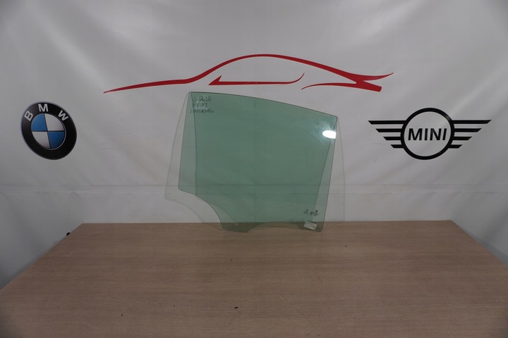 фото №1, Стекло дверь правая сторона bmw g30