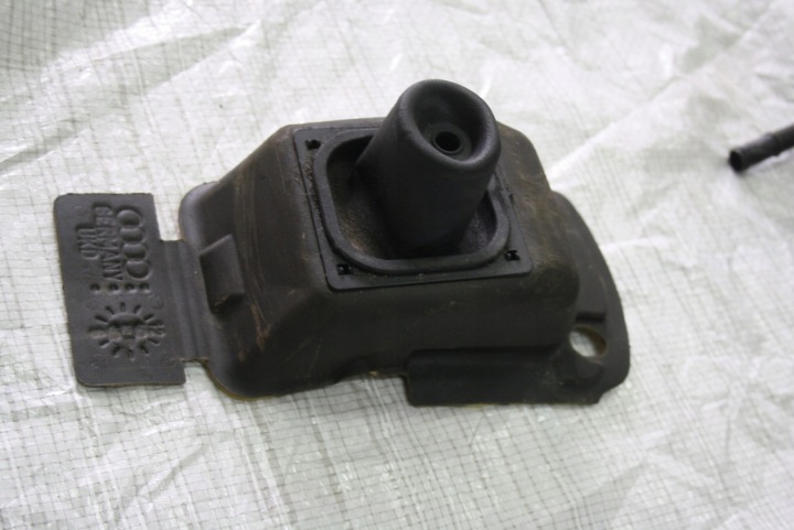 фото №6, Шумоизоляция выборщик audi a3 8l fl hb 8l0863875c