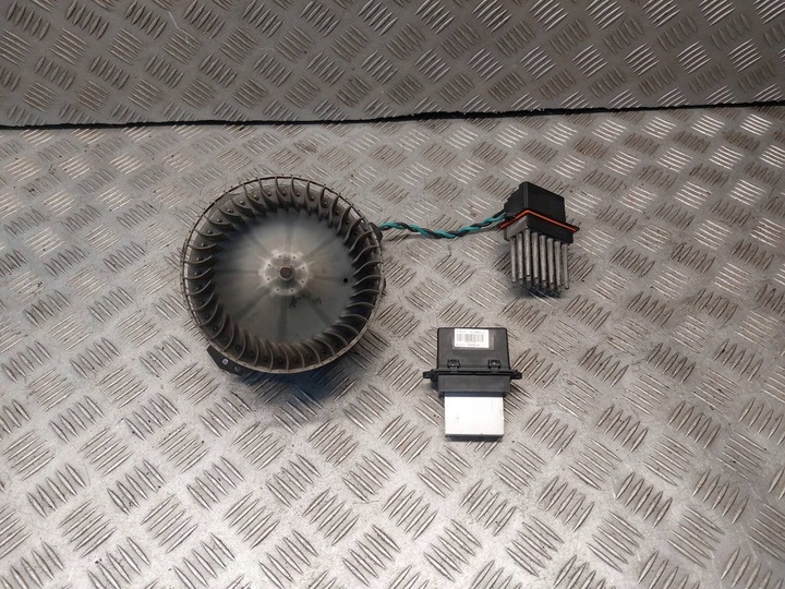 фото №1, Воздуходувка вентилятор воздуховод резистор chrysler pacifica i ay166100-0346