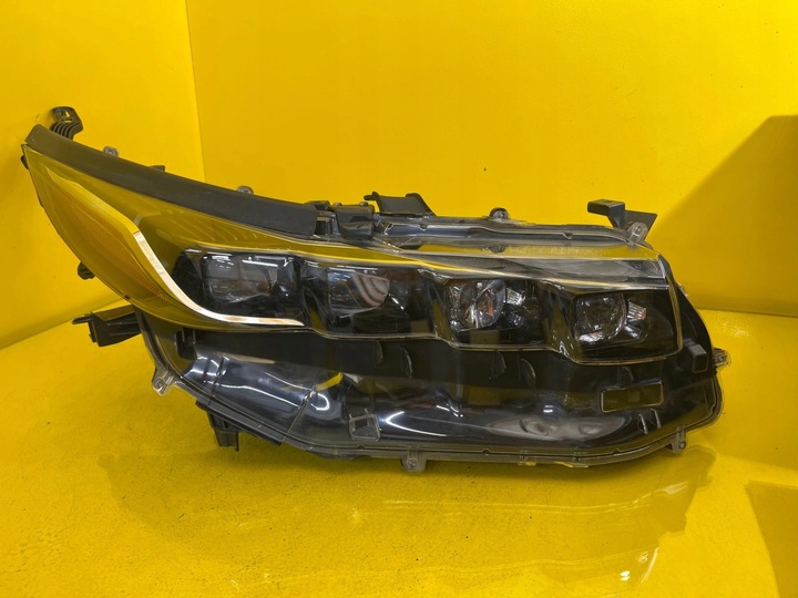 фото №1, Лампа права toyota prius prime 2017- повний led