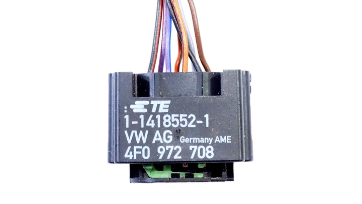 фото №11, Vw touareg 760 разъём соединитель штекер 4f0972708