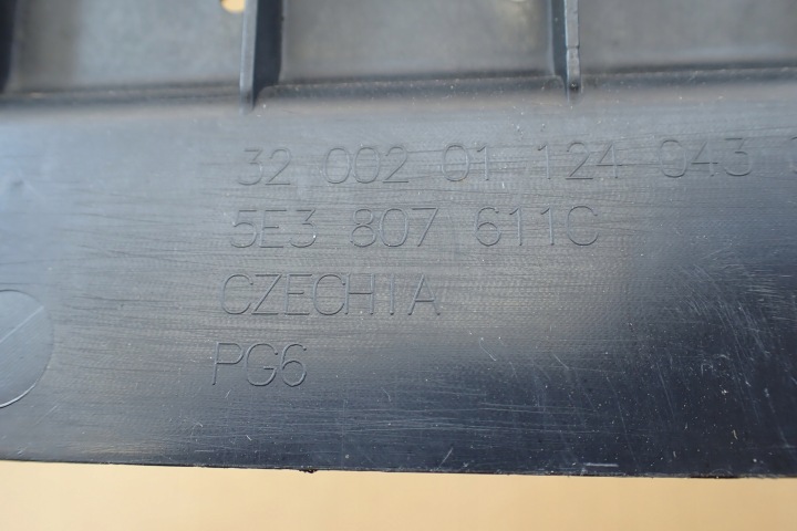 фото №13, Skoda octavia iv 19- захист плита бампера перед передньої 5e3807611c oem номер
