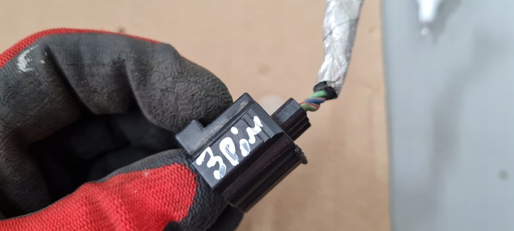 фото №4, Mustang vi рестайлинг gt разъём штекер соединитель 3 pin ford