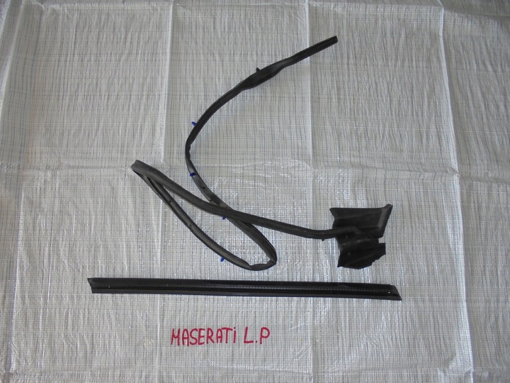 фото №1, Прокладка двері maserati ghibli лівий перед