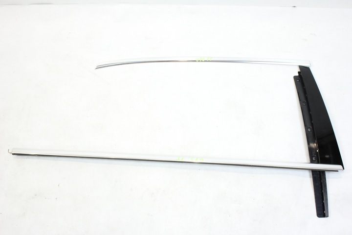 фото №1, Планки хром дверь правый зад bmw g70