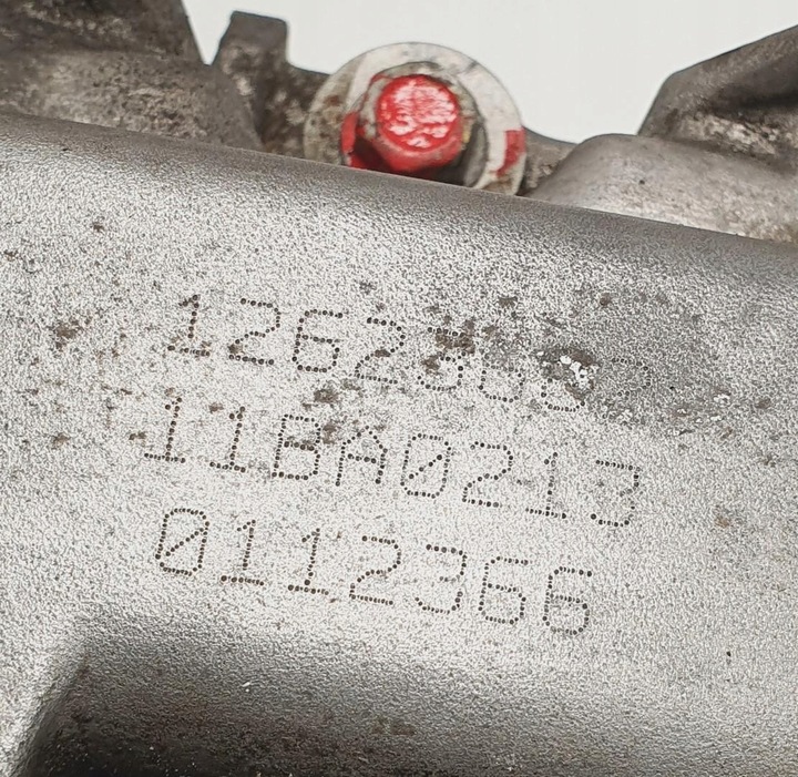 фото №7, Крышка клапанов opel insignia 2.8t opc 12623682