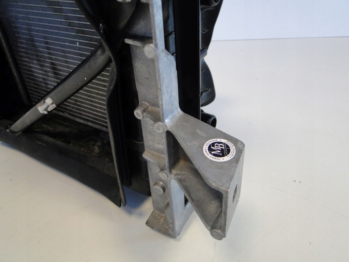 фото №10, Mercedes sl r232 232 55 63 amg gt 192 радіаторів води w підкрилок ліві