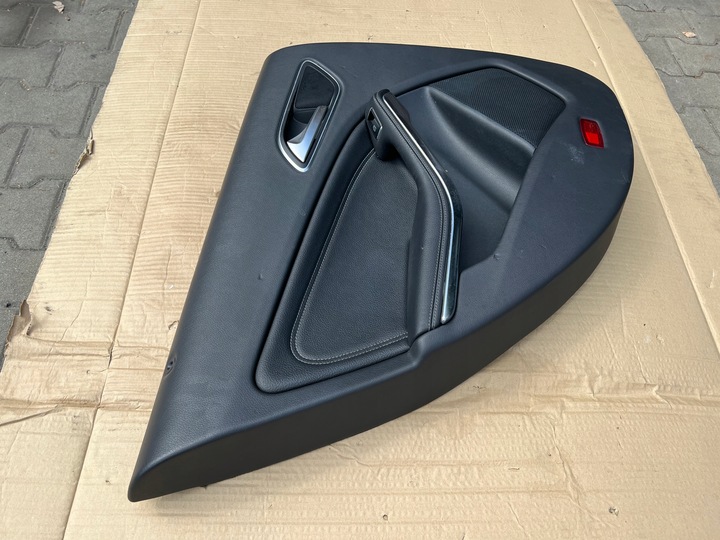 фото №11, Mercedes w117 w176 боковина обивка дверь левый зад кожа оригинал