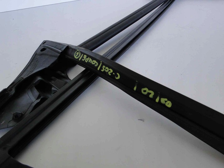 фото №6, Mercedes-benz оригінальний номер a2057206120 прокладка скла двері