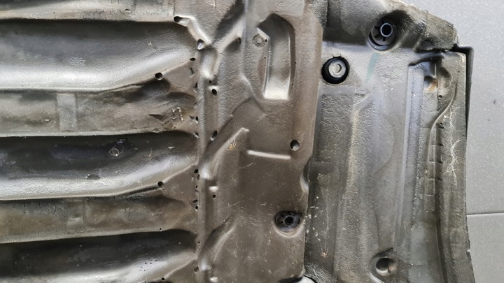 фото №16, Захист двигуна верхня bmw 7 e65 рестайлінг 3.0d 7788908