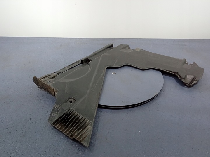 фото №7, Audi a4 b9 захист шасі права 8w0825216f