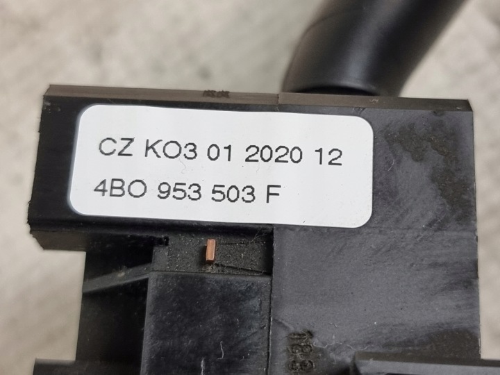 фото №10, Переключатель комбинированный шлейф oem номер 8l0953513g 4b0953503f seat leon i 02r