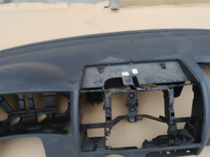 фото №6, Панель роздавальна консоль vw t5 європа 2005r