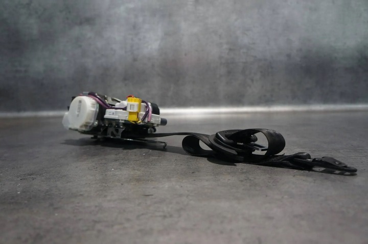 фото №7, Pas безопасности правые перед переднее audi a8 s8 d4 4h 4h0857706a