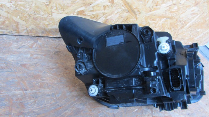 фото №11, Передня ліва лампа mercedes w247 b-klasa повний led