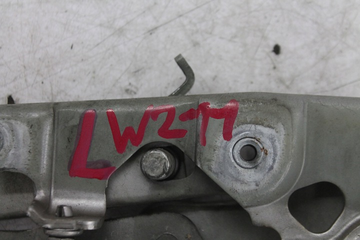 фото №5, Петля петли капота комплект e-klasa w211 744 02-