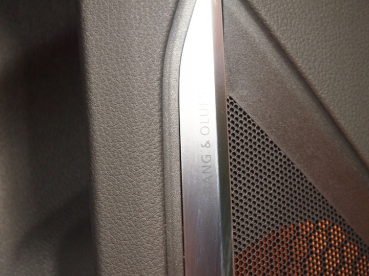 фото №13, Audi e-tron 4ke сиденья диван bang алькантара 20km