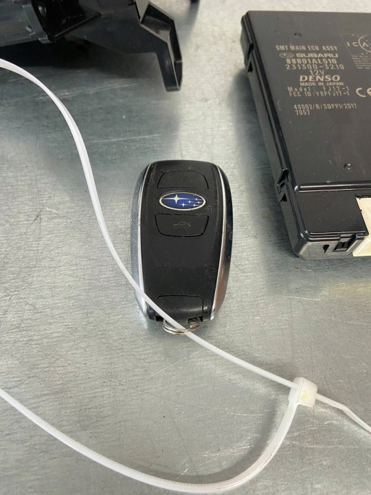 фото №8, Компьютер блок управления  ecu+immo subaru outback v bs 22765ap230