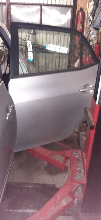 фото №1, Дверь задние левая toyota auris e-15 1f7