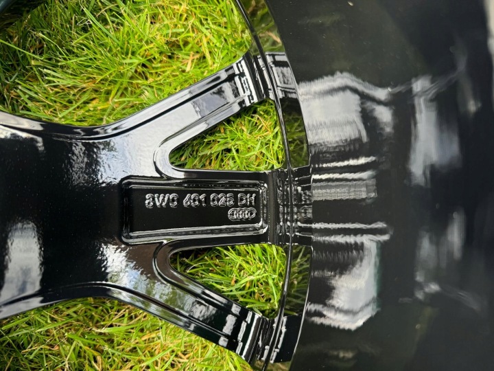фото №15, Диски audi a4 s4 b9 a5 s5 8w0 8w 8,5x19 et40 5x112 8w0601025dh