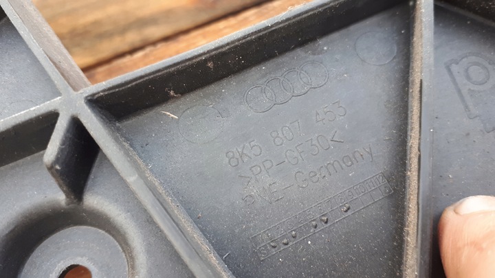 фото №6, A4 b8 s4 ползун крепление бампера зад левый правые