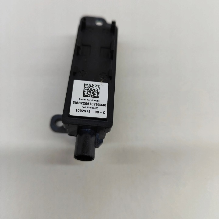 фото №6, Tesla модель 3 2023 ліва сторона камера na крила бічному