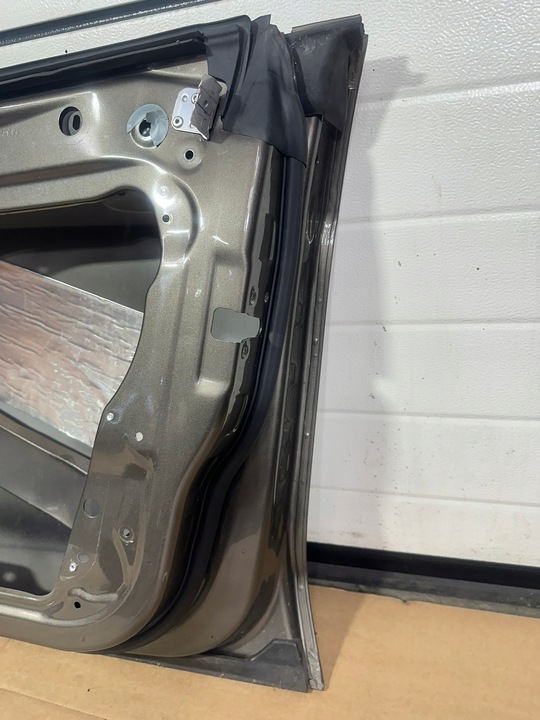 фото №11, Дверь правые перед, правые передние mercedes cls w218 b c963