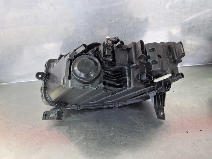 фото №8, Led h7 правое правая фара 260107725r dacia duster iii bigster 24- красивая !