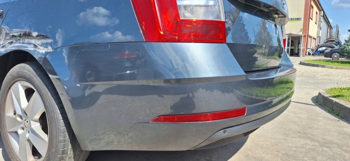 фото №12, Задній бампер skoda octavia iii код lak lf7y