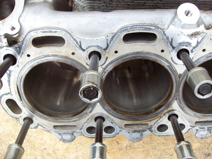 фото №14, Alfa romeo giulia квадрифолио 2.9 блок двигателя