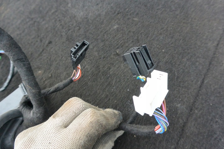 фото №8, Жгут установка дверь левая зад vw touareg iii