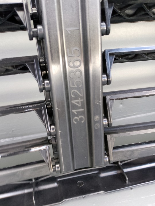 фото №10, Volvo xc60 ii 2 2017- руль впуск воздуха жалюзи 31425365