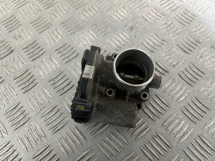фото №11, Opel corsa d 1.4 a14xer дросельна заслінка 55562270 130 tyś km!!!