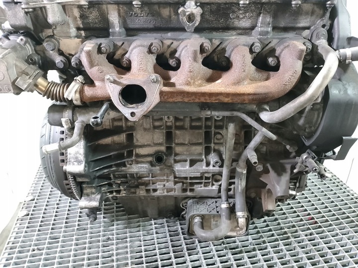 фото №12, Двигатель volvo v70 00-07 31104738-002 8642829a 2.4 d5