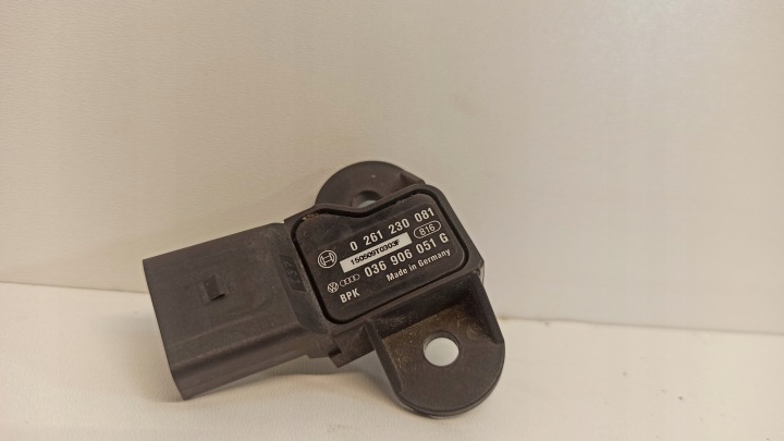 фото №11, Датчик тиску oem номер audi seat skoda vw 036906051g