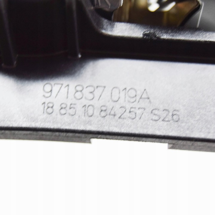 фото №6, Porsche panamera 971 2018 левая сторона ручка внутренняя дверь задних