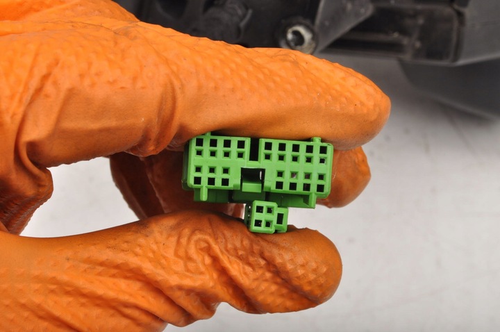 фото №6, Volvo s80 ii v70 iii зеркало правые электрические 14 pin + 2 pin uk