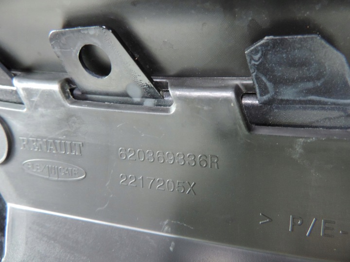 фото №16, Renault zoe рестайлинг 20-23 решётка радиатора решётка подсветка