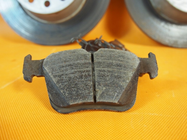 фото №11, Audi tt 8s тормозные диски зад 272mm тормозные колодки 5q0615601d