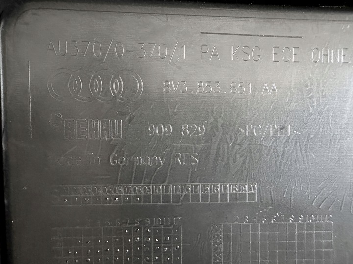 фото №10, Решітка радіатора решітка audi a3 8v 8v3 рестайлінг s-line 16-20r aso