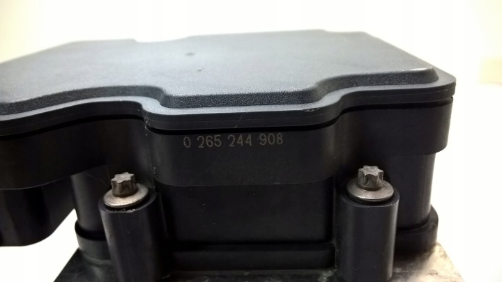 фото №9, Opel astra v k 2015-2022 головний гальмівний циліндр abs oem номер 39030773 a2f 0265244908