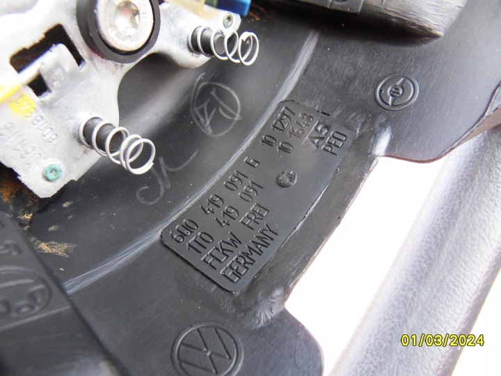 фото №12, Руль vw touran i 1t0419091 6q0419091g