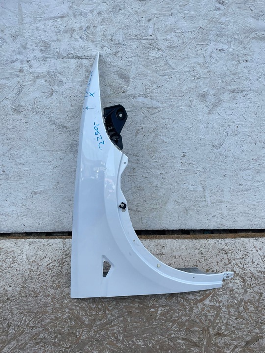 фото №1, Tesla x крило перед правий