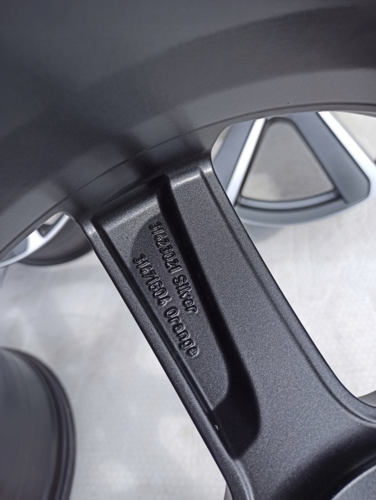 фото №12, Диски volvo xc90 xc60 8jx19 et42,5 5x108 31423021