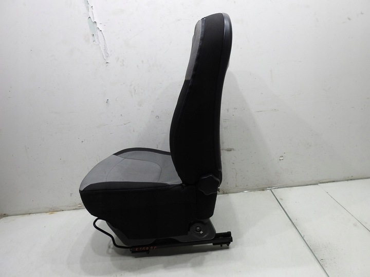 фото №6, Сидіння праві перед renault captur i