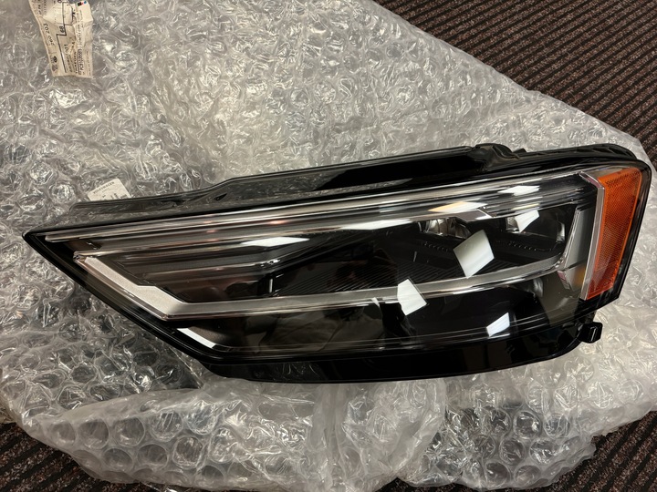 фото №1, Audi a8 d5 лампа ліва повний led usa 4n0941033b ідеальна