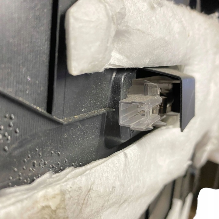 фото №11, Mazda cx-3 2019 права сторона обшивки багажника