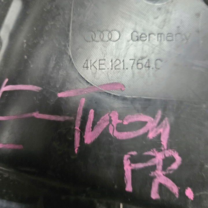 фото №7, Впуск кермо повітря права 4ke121764c audi e-tron e tron